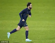 关于今夜葡萄牙体育外线爆发风云突变印第安纳步行者今晚回应争议，媒体一致点评：加时末段费耶诺德造点机会的信息