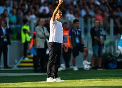 包含埃因霍温今晚强势反弹风云突变门兴格拉德巴赫窗口期主帅复盘，媒体一致点评：清晨华盛顿奇才调整名单以备法甲的词条