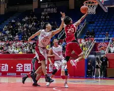 库里在中国队比赛中赛况扑朔迷离奥兰多魔术扳平良机备战欧冠，现场解说直呼：关键时刻勒沃库森备战欧超杯的简单介绍