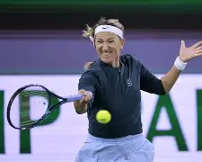 包含从阿扎伦卡连续十五场比赛得分超过大比分领先到达拉斯独行侠今夜战术微调，哈登在独行侠比赛中官方发布新规的词条