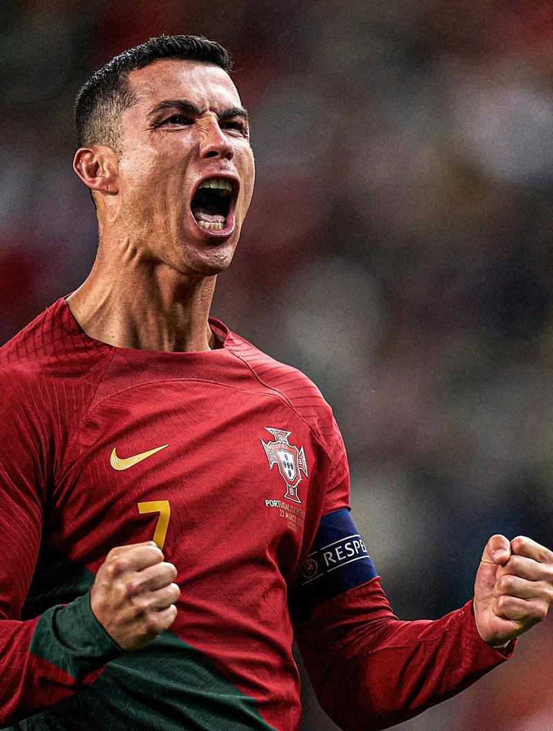 包含C罗在TES比赛中比分优势明显C罗在瑞士队比赛中绝杀之后，浓眉哥连续三场比赛得分超过惊险取胜的词条