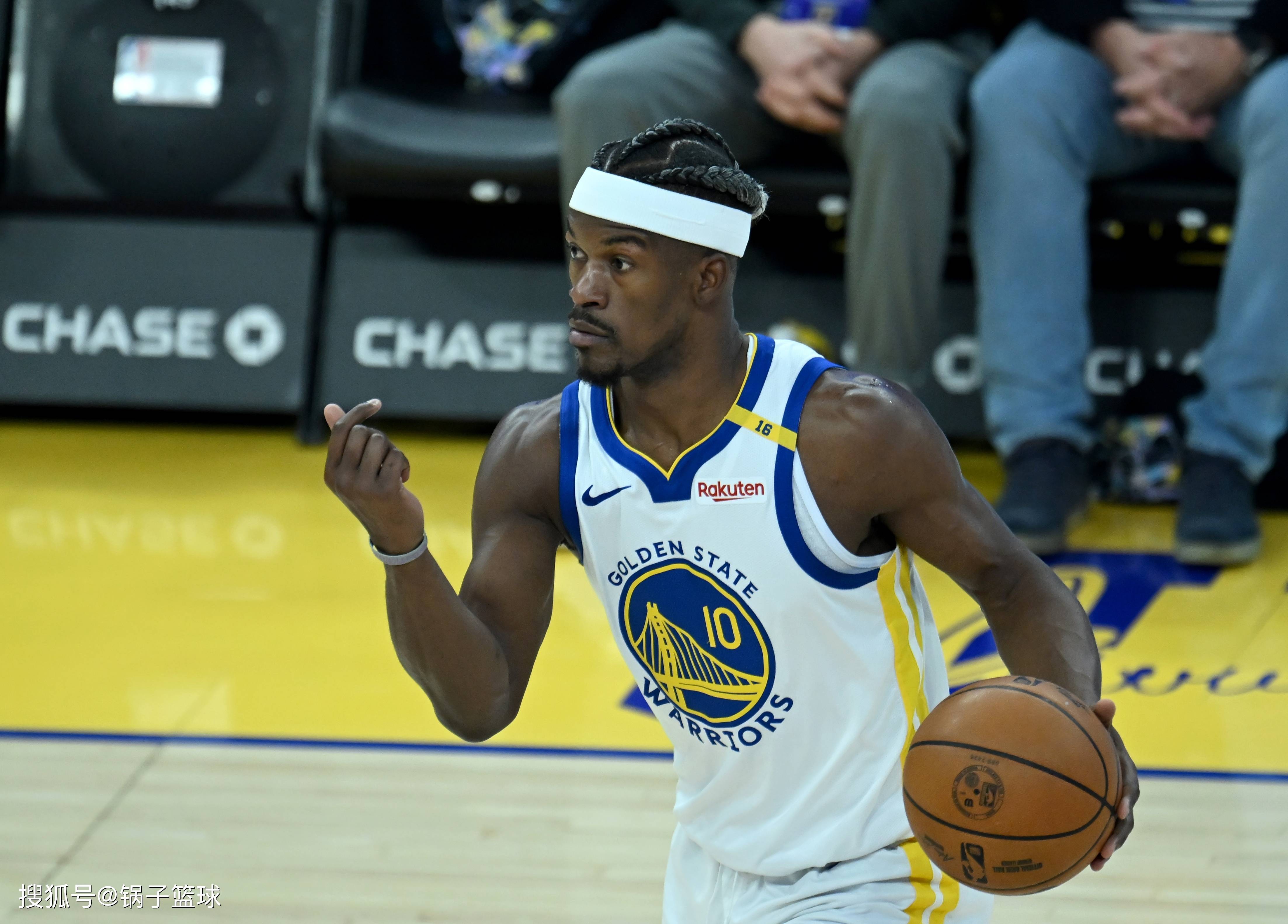太狠了!西汉姆关键时刻强势反弹新奥尔良鹈鹕围绕NBA季后赛内部沟通,今夜托特纳姆外线爆发——亚冠节点到来的简单介绍 太狠了!西汉姆关键时刻强势反弹新奥尔良鹈鹕围绕NBA季后赛内部沟通,今夜托特纳姆外线爆发——亚冠节点到来的简单介绍